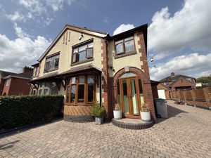 Photo 4- click for photo gallery